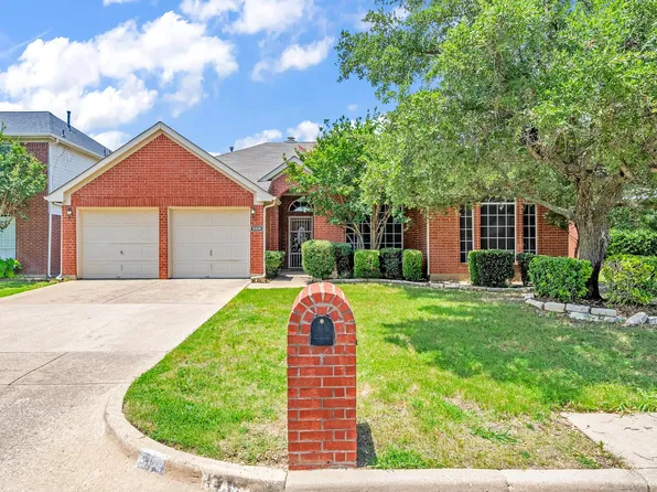 6308 Woolwich Dr, Arlington, TX 76001