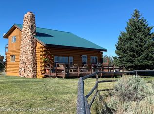 39 Riverside Rd, Pinedale, WY 82941