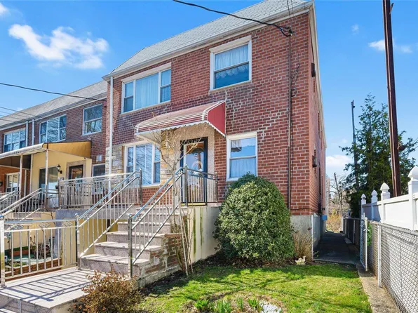 61-12 70th Street, Middle Village, NY 11379