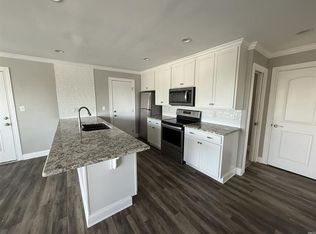 602 SE Riverside Dr #H, Evansville, IN 47713