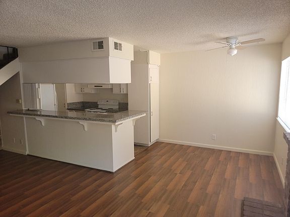 4th image of 5524 Keoncrest Cir APT 3