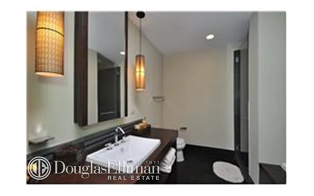 Sold by Douglas Elliman | media 15