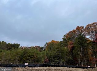 7030 Jay Ct, Centreville, VA 20121