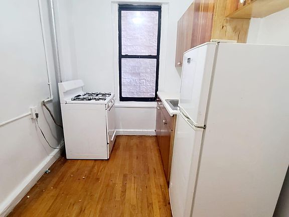 2nd image of 687 E 170th St #3A