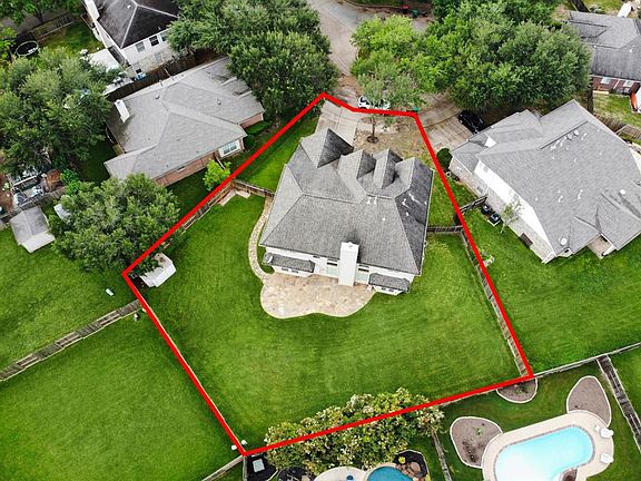 4th image of 10410 Five Oaks Ct