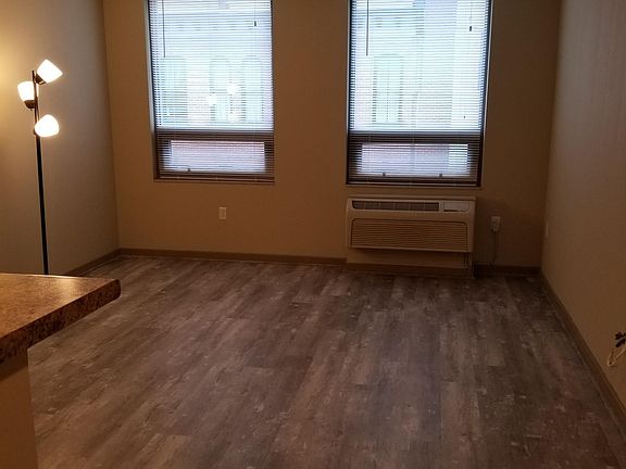 4th image of 111 N 9th St Unit 711