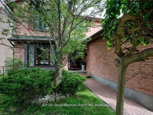 1058 Pembridge Cres, Kingston, ON K7P 1P3