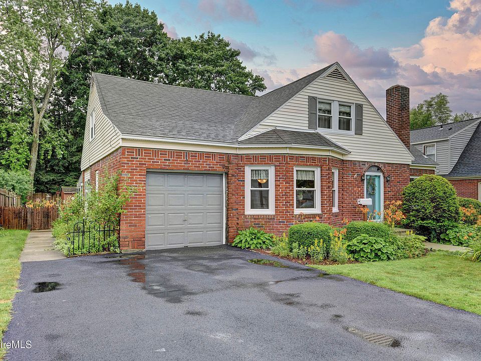 44 Sampson Pkwy, Pittsfield, MA 01201 Zillow