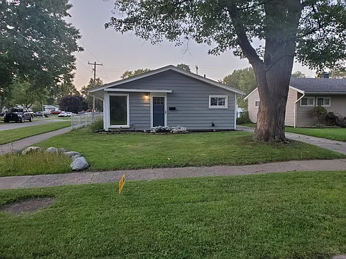 36250 Hazelwood St Photo 1