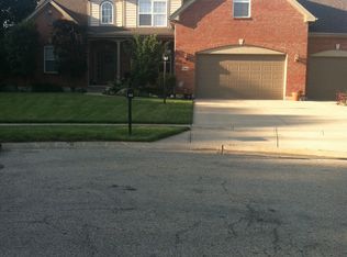 204 James River Rd, Beavercreek, OH 45434