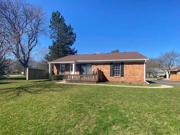 2917 Whittier Ct, Ann Arbor, MI 48104