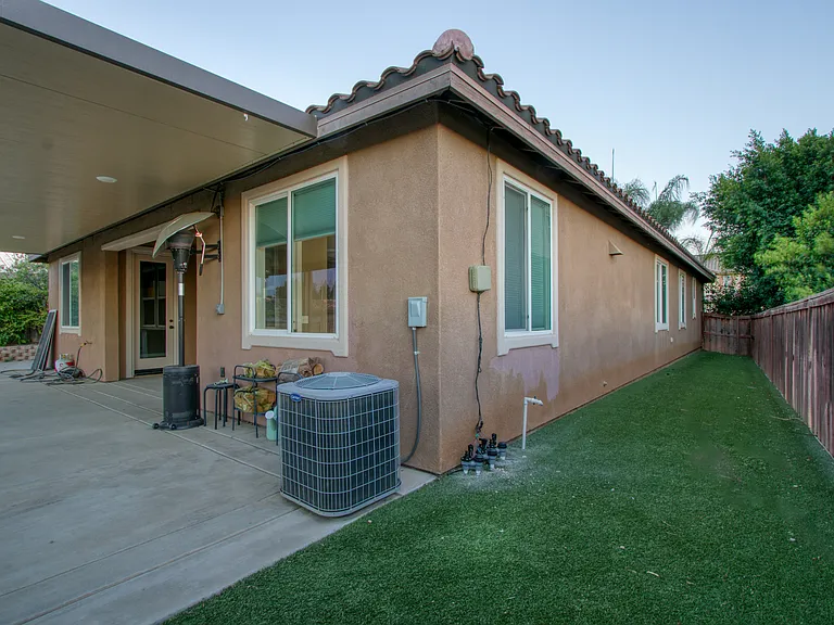 38152 Mulligan Dr — Photo 30