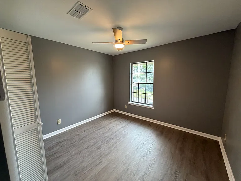 6074 Little Ln — Photo 16