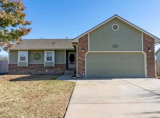 1134 N Burrows St, Belle Plaine, KS 67013
