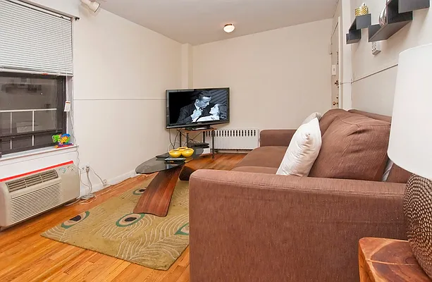 Rented by NOVO | media 97