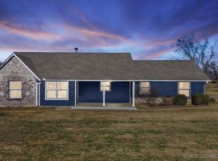 8905 E Hampton Rd, Claremore, OK 74019