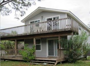 1116 W Pine Ave, Eastpoint, FL 32328