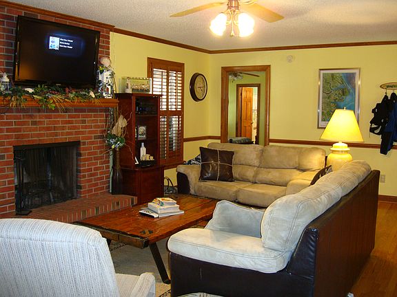 3rd image of 2007 Clark Ct