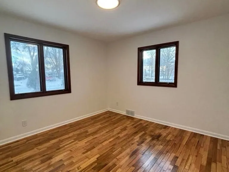 325 Winwood Ave — Photo 22