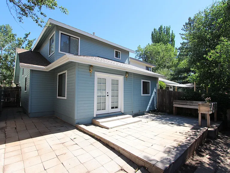1909 E Maple Ave — Photo 24