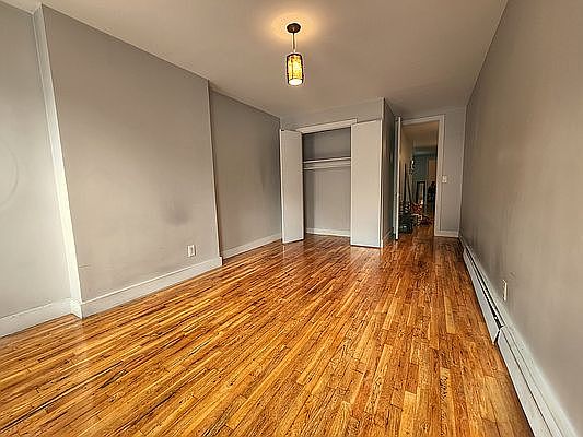 2nd image of 1042 Putnam Ave #3R