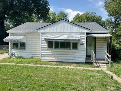1127 SE Locust St, Topeka, KS, 66607