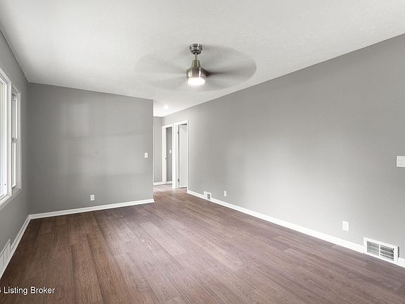 5th image of 341 E Southside Ct