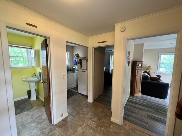 (undisclosed Address)