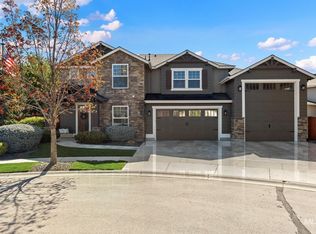 5804 N Saguaro Hills Pl, Meridian, ID 83646