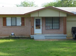 4550 Baystone Dr, Dallas, TX 75211