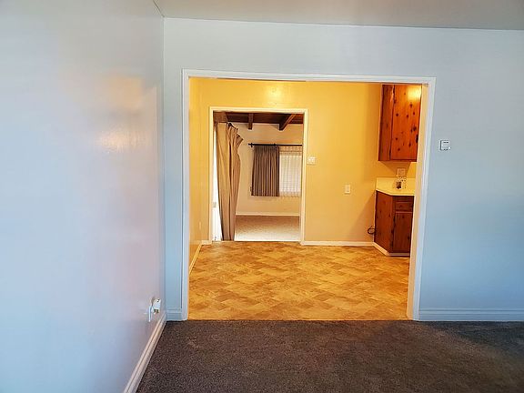 4th image of 5415 Grape St