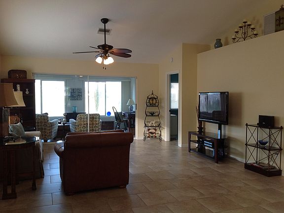 5th image of 1838 Ashley Dr