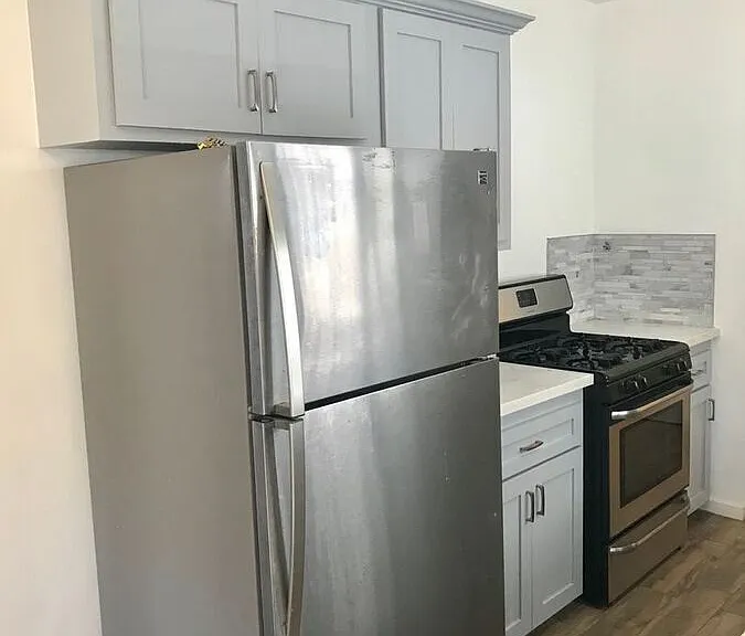 3134 W 43rd Pl — Photo 10