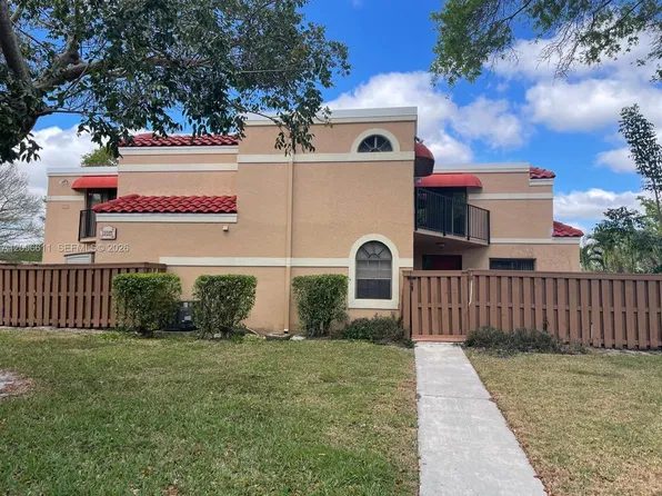 8068 Severn Dr APT B, Boca Raton, FL 33433