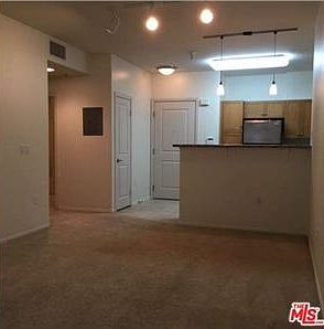 4th image of 100 S Alameda St Unit 136