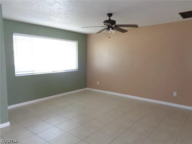 4402 SE 20th Pl — Photo 15