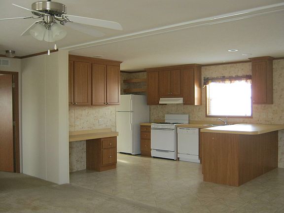 2nd image of 3400 Sagebrush Blvd