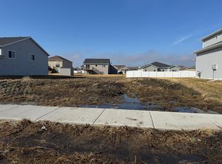 3527 18th St S, Moorhead, MN 56560