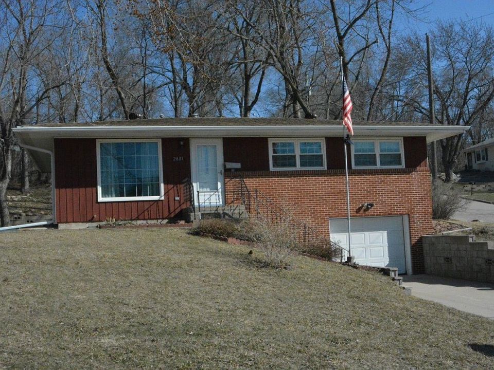 1st image of 2801 W Highland Ave