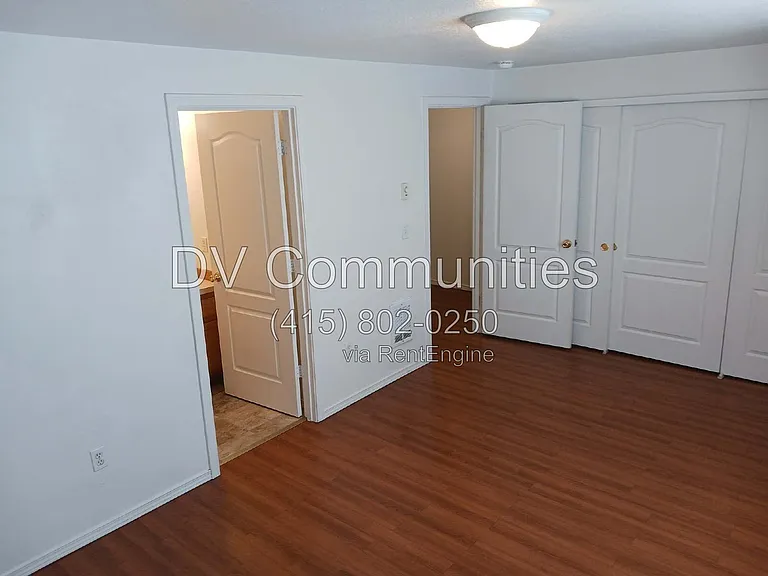 2521 NW Cedar Ave #3 — Photo 4