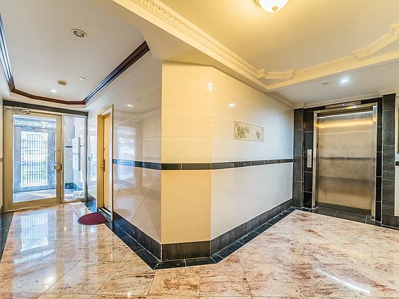 4th image of 437 48th St #3A