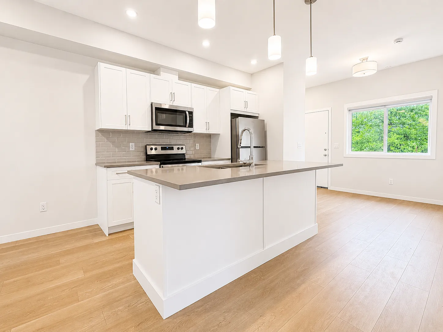 815 17th Ave NW - Pleasant View Townhomes — Photo 4