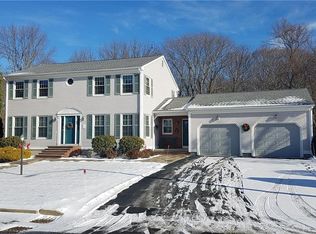 50 Cranberry Ter, Cranston, RI 02921