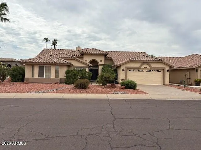 3 bed, 5.0 bath, 2149 sqft, $2,995 — Photo 2