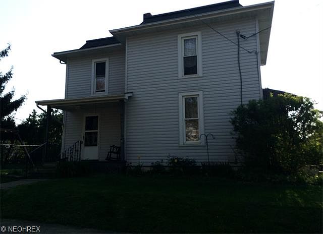 1st image of 402 W Paradise St