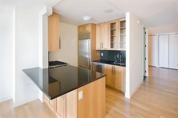 Rented by Douglas Elliman | media 27