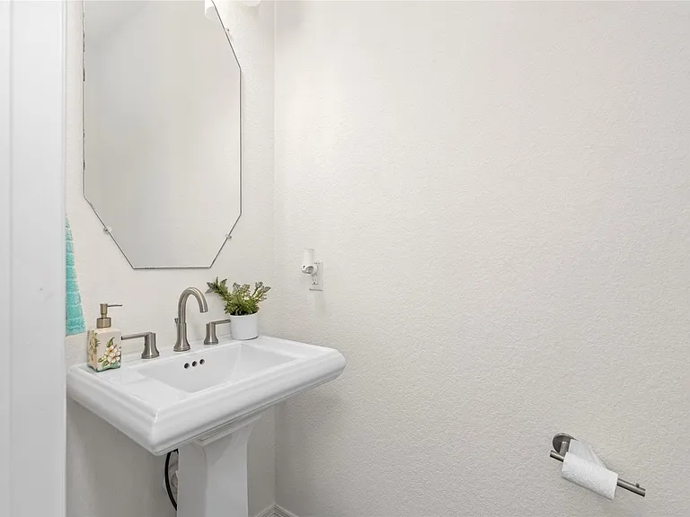 6322 Grand Prominence Ct — Photo 11