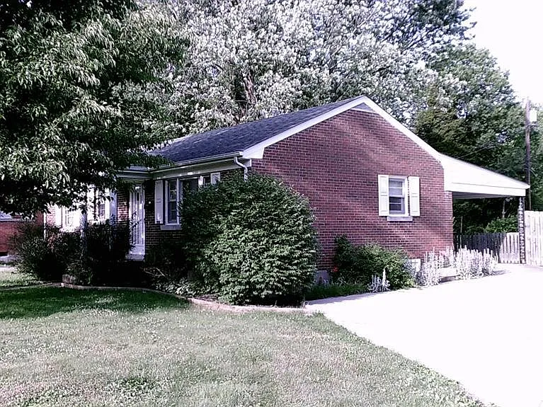 1850 Normandy Rd photo 1