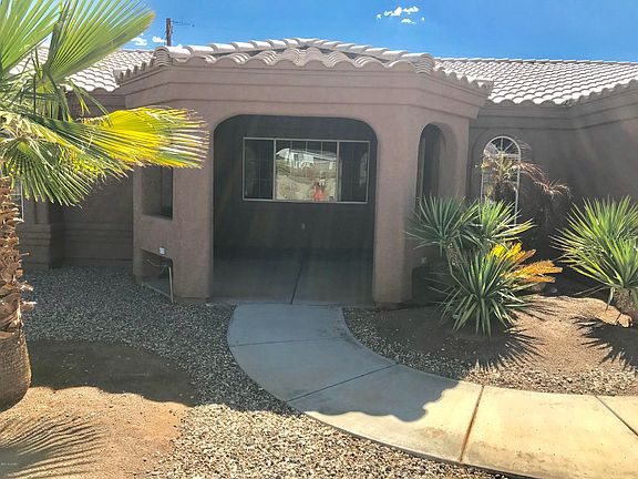 3rd image of 1621 Chandler Dr