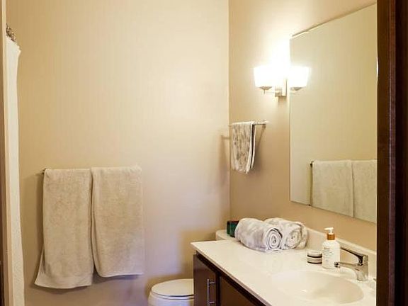 3rd image of 3923 Excelsior Blvd #412
